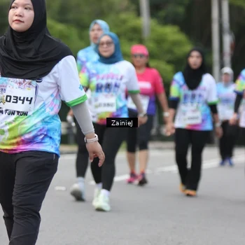 Runner Photo 8424676