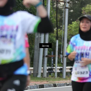 Runner Photo 8424685