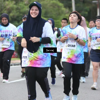 Runner Photo 8424688