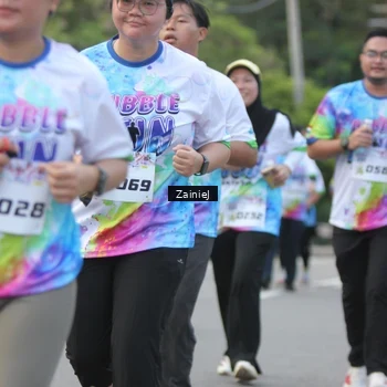 Runner Photo 8424700