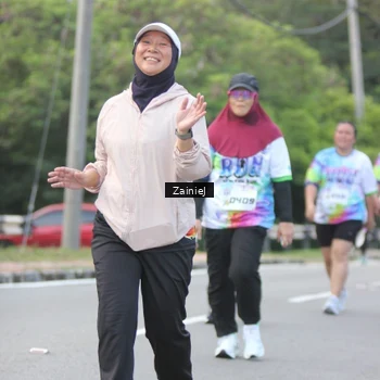 Runner Photo 8424718
