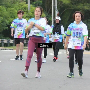 Runner Photo 8424745
