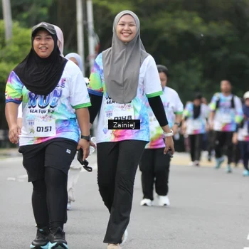 Runner Photo 8424755