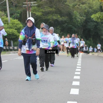 Runner Photo 8424774
