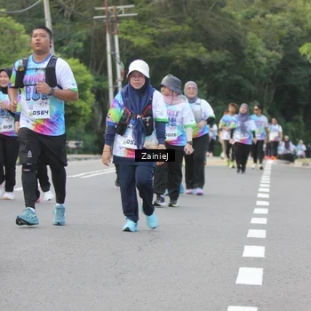 Runner Photo 8424776