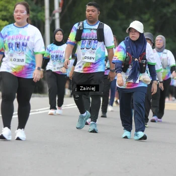 Runner Photo 8424777