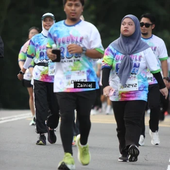 Runner Photo 8424784