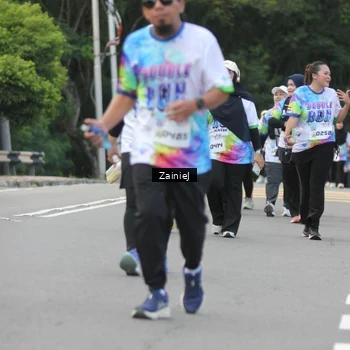 Runner Photo 8424863