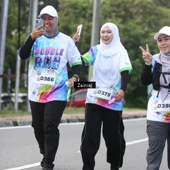 Runner Photo 8424887