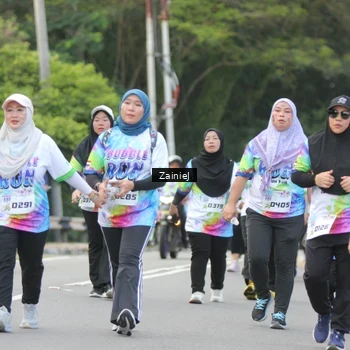 Runner Photo 8424891