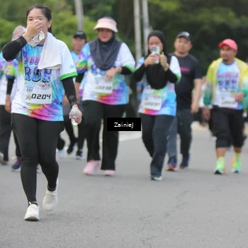 Runner Photo 8424909
