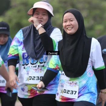 Runner Photo 8424917