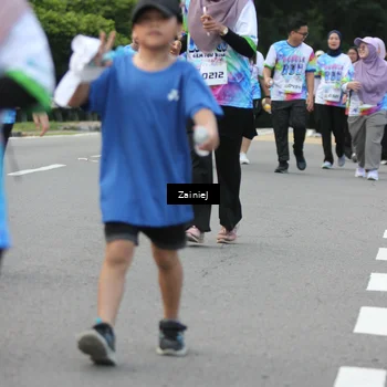 Runner Photo 8424930