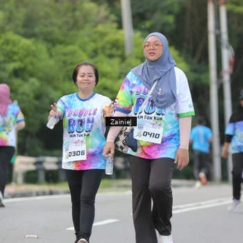 Runner Photo 8424995