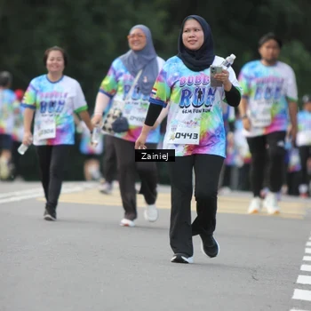 Runner Photo 8424996