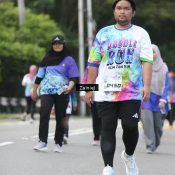 Runner Photo 8425004