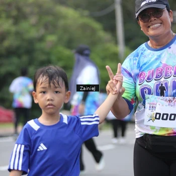Runner Photo 8425023