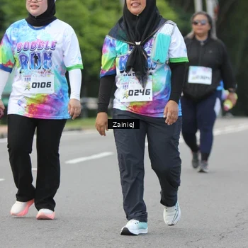 Runner Photo 8425034