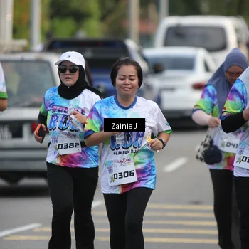 Runner Photo 8425142