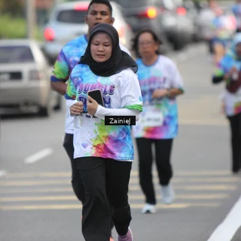 Runner Photo 8425261