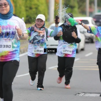 Runner Photo 8425347