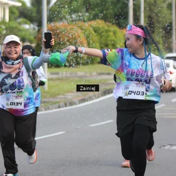 Runner Photo 8425354