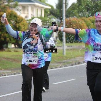 Runner Photo 8425360