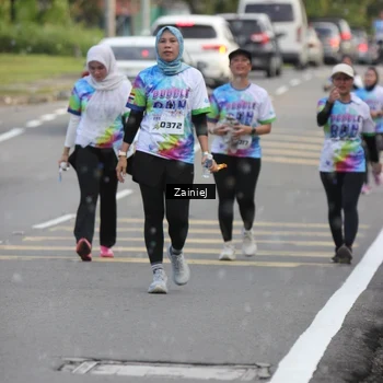 Runner Photo 8425364