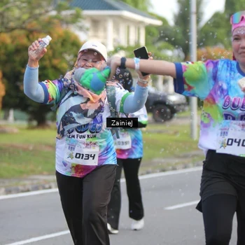 Runner Photo 8425366