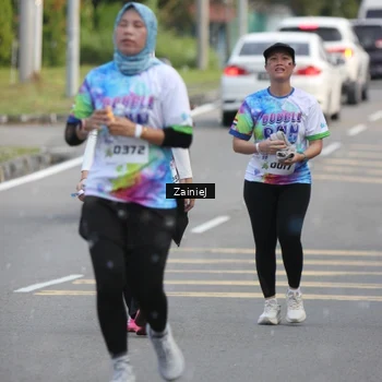 Runner Photo 8425376