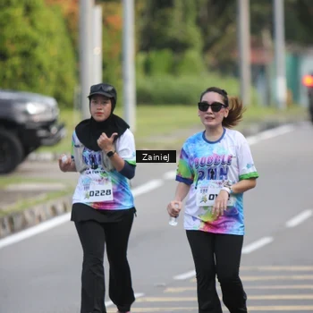 Runner Photo 8425383