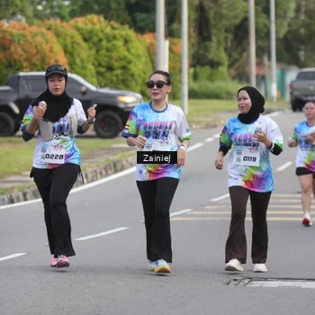 Runner Photo 8425389