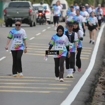 Runner Photo 8425392