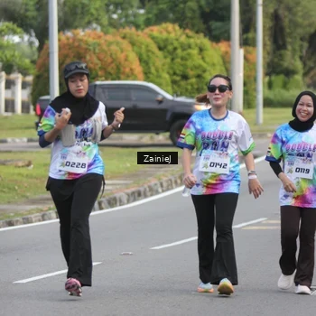 Runner Photo 8425393