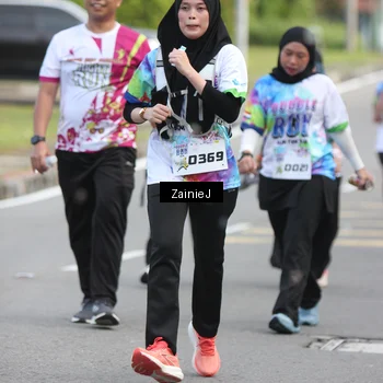 Runner Photo 8425442