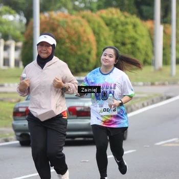 Runner Photo 8425497
