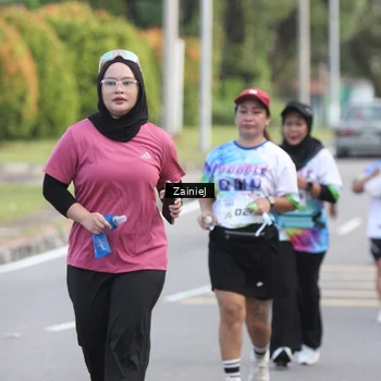 Runner Photo 8425501