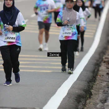 Runner Photo 8425542