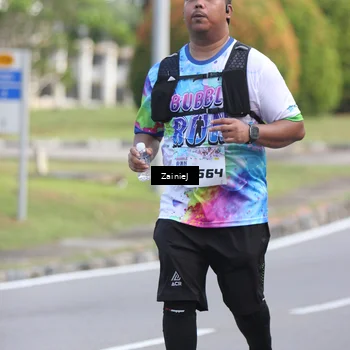 Runner Photo 8425643