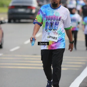 Runner Photo 8425715