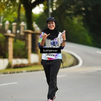 Runner Photo 8426283