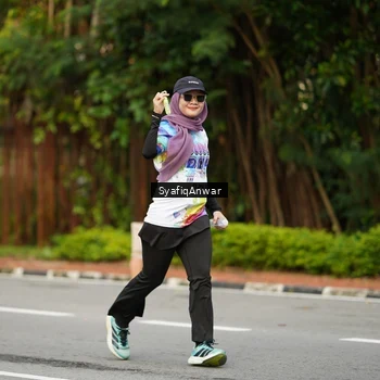 Runner Photo 8426301