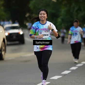 Runner Photo 8427253