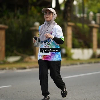 Runner Photo 8427255