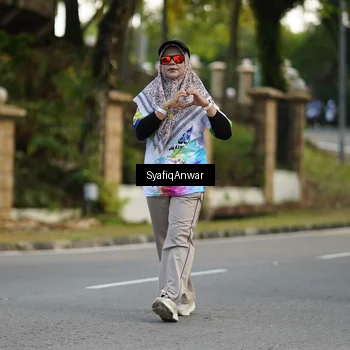 Runner Photo 8427498