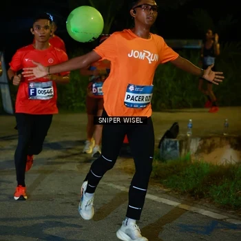Runner Photo 8427524