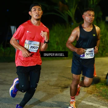 Runner Photo 8427538