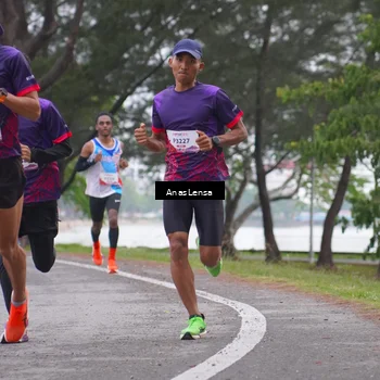 Runner Photo 8427547