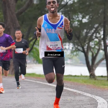 Runner Photo 8427551