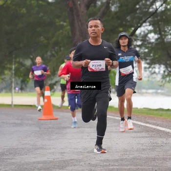 Runner Photo 8427552